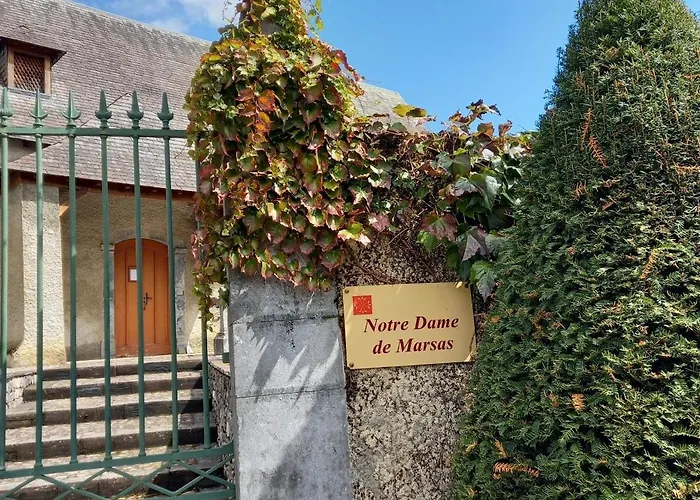 別荘 Maison De Campagne Marsas (Hautes-Pyrenees)